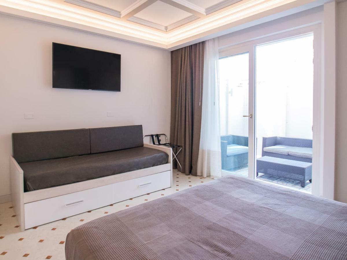 Opera Arte Rooms بورتو ريكاناتي المظهر الخارجي الصورة